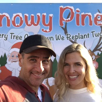 Snowy Pines Christmas Trees - Christmas Trees Near Me - Long Beach, California Snowy Pines Christmas Trees - Christmas Trees Near Me - Long Beach, California