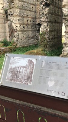 Palais Gallien by null