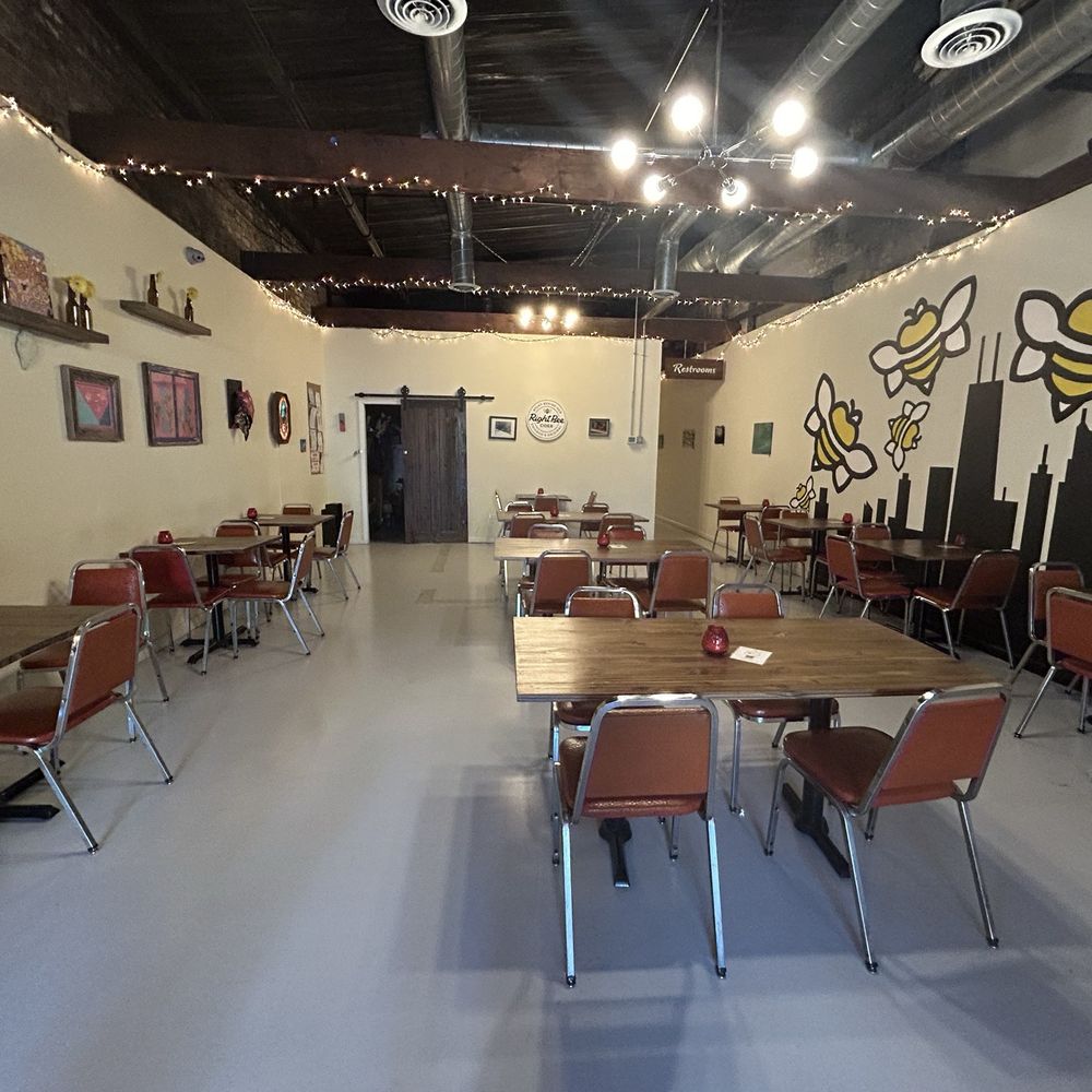 Right Bee Cider - Cideries Near Me - Chicago, Illinois Right Bee Cider - Cideries Near Me - Chicago, Illinois