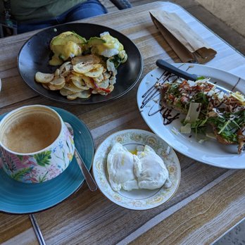 D' Coffee Bouteaque - Breakfast - Coffee & Tea Near Me - Palm Desert, California D' Coffee Bouteaque - Breakfast - Coffee & Tea Near Me - Palm Desert, California