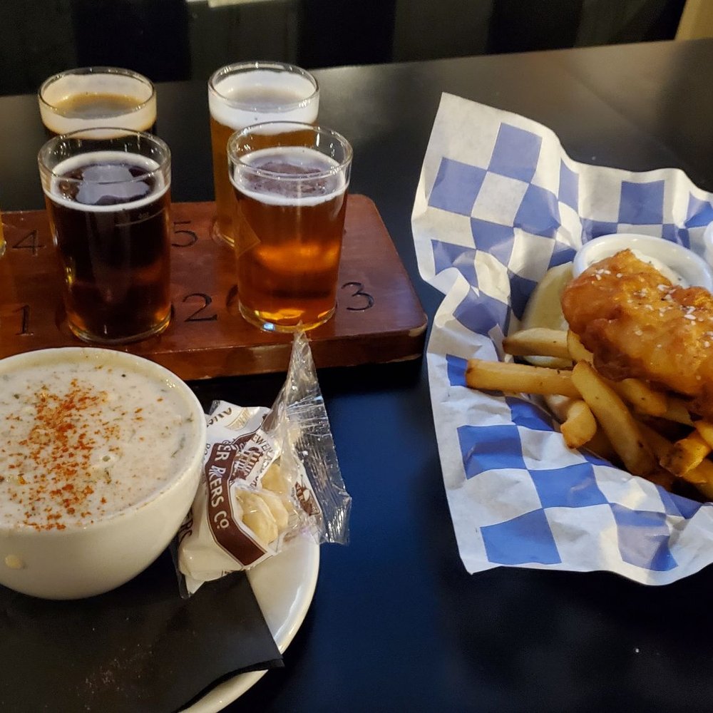 Pike Brewing Company - Dungeness crab chowder,Tankard & Tun's Fish n Chips, The Pike Sampler - Brewpubs Near Me - Seattle, Washington