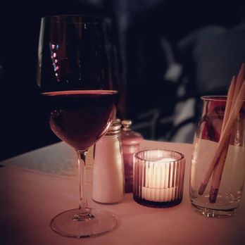 Wright’s Tavern - Pinot Noir - Steakhouses Near Me - Clayton, Missouri Wright’s Tavern - Pinot Noir - Steakhouses Near Me - Clayton, Missouri