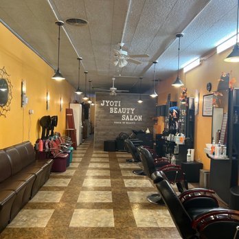 Jyoti Threading salon - Salon area - Threading Services Near Me - Sunnyvale, California Jyoti Threading salon - Salon area - Threading Services Near Me - Sunnyvale, California