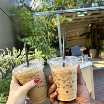 Chug's Diner - Iced café con leche - Cuban Near Me - Miami, Florida