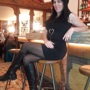 Muy Buenas - Wine Bars Near Me - Barcelona, B