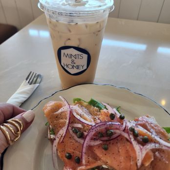 Mints & Honey - My goods. - Venues & Event Spaces Near Me - San Carlos, California Mints & Honey - My goods. - Venues & Event Spaces Near Me - San Carlos, California