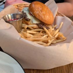 Russell’s - Burger