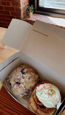 Sweet Magnolias Bake Shop by null