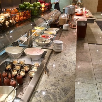 Sofitel London Heathrow - Breakfast buffet- cold bar (fruits, smoothies, yogurts) - Hotels Near Me - Hounslow, XGL