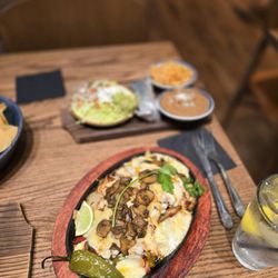 Azul Cantina - Pollo Fondito