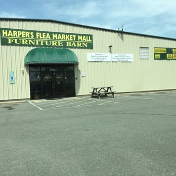 Harper's Flea Market Mall - Nice indoor flea market with good deals. - Farmers Market Near Me - Smithfield, North Carolina Harper's Flea Market Mall - Nice indoor flea market with good deals. - Farmers Market Near Me - Smithfield, North Carolina