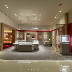 Hing Wa Lee Jewelers - Cartier