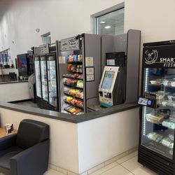 Chef On The Road - Smart Kiosk at Findlay Honda at the Valley Automall
