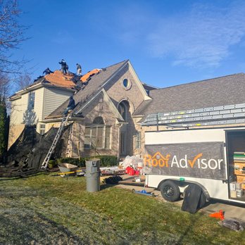 RoofAdvisor - Morning tear off at Condominium Community - Roofing Near Me - Plymouth, Michigan