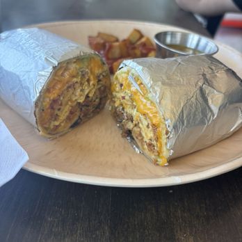 Pilot Light - Breakfast burrito - Breakfast & Brunch Near Me - Half Moon Bay, California
