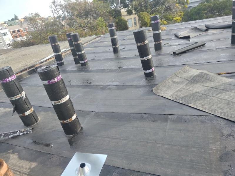 Slide of Skyline Roofing & Siding