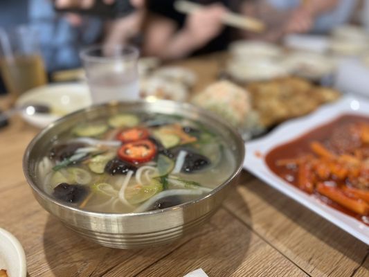 MDK Noodles (Myung Dong Kyoja) / Ramen Alley by null