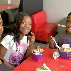 The Skinny Dip Frozen Yogurt Bar