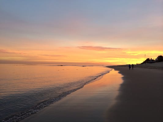 Surfrider Beach by null