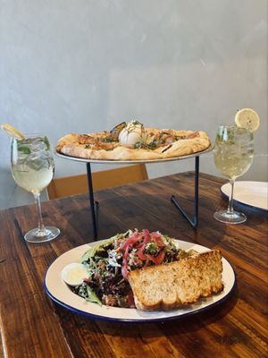 Leven Supply by null