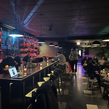 Nine Bar - Gastropubs Near Me - Chicago, Illinois Nine Bar - Gastropubs Near Me - Chicago, Illinois