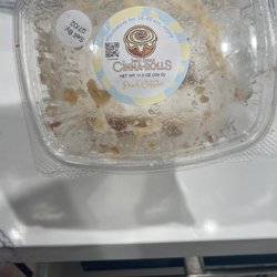 Sweet Dough Delights - Peach cobbler- mann I hate you could not see before I devoured it. Darn. Welp looks like you must go get your own.