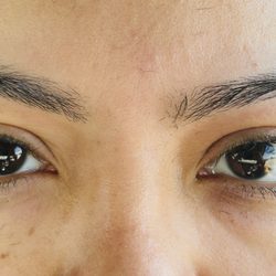 Sadhana Eyebrow Threading - Good or okay eye brows but the lady(don't know her name) leaves me with my hairs all over my face.