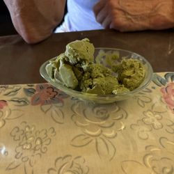 Heizo - Green tea ice cream (lots of it)!