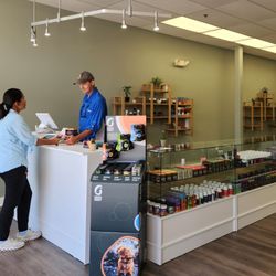 Hemptopia - Friendly staff and clean store.