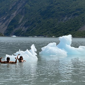 Mako's Water Taxi - Rafting/Kayaking Near Me - Homer, Alaska Mako's Water Taxi - Rafting/Kayaking Near Me - Homer, Alaska