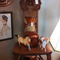 Scout Antique & Modern