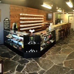 3 Sixteen Vapor Lounge