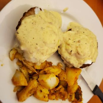 Cromwell Diner - Country Benedict - Diners Near Me - Cromwell, Connecticut Cromwell Diner - Country Benedict - Diners Near Me - Cromwell, Connecticut