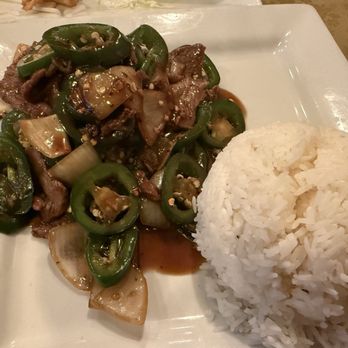 Cozy Thai Restaurant - Spicy Jalapeño beef - Thai Near Me - Kansas City, Missouri