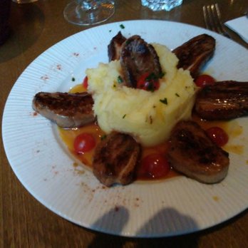 Café Saint Honoré - Magret Dr canard.  Looks interesting - French Near Me - Paris, 75