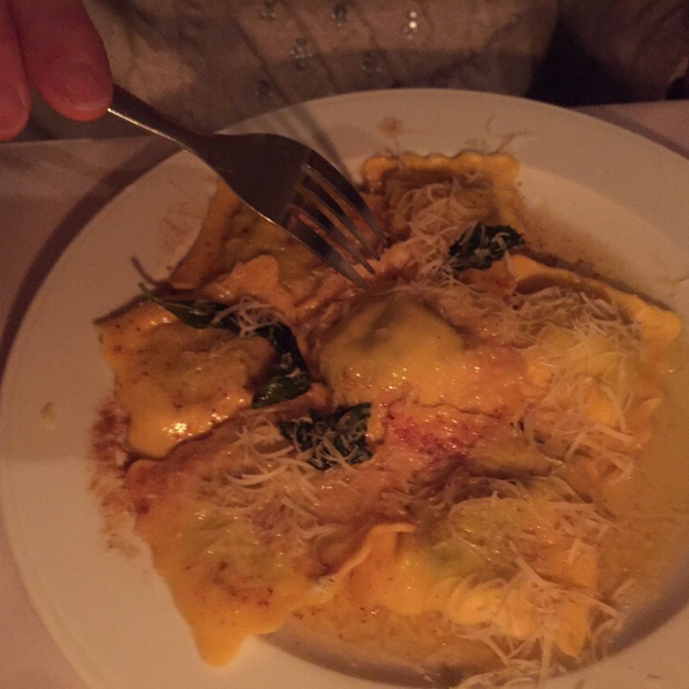 Gorgonzola Club - Ravioli stuffed with something I don't remember. Sorry! - Italian Near Me - Berlin, BE Gorgonzola Club - Ravioli stuffed with something I don't remember. Sorry! - Italian Near Me - Berlin, BE