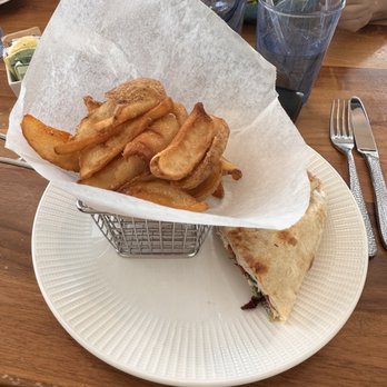 Lakeside - Turkey wrap - American Near Me - Orlando, Florida Lakeside - Turkey wrap - American Near Me - Orlando, Florida