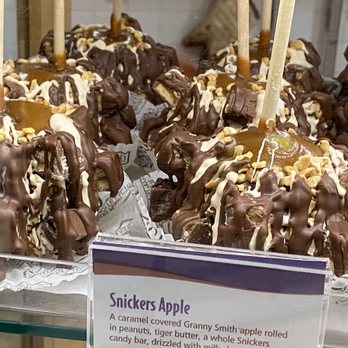 Rocky Mountain Chocolate Factory - Snickers Caramel Apple - Chocolatiers & Shops Near Me - Brea, California