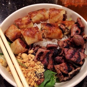Young's Cafe - Super Bowl Pork - Vietnamese Near Me - Fort Collins, Colorado Young's Cafe - Super Bowl Pork - Vietnamese Near Me - Fort Collins, Colorado
