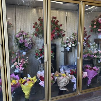 Bloom Floral  Design - Florists Near Me - Westminster, California