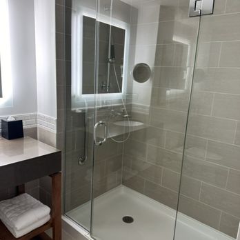 The Westin Austin at The Domain - Bathroom room 824 - Hotels Near Me - Austin, Texas The Westin Austin at The Domain - Bathroom room 824 - Hotels Near Me - Austin, Texas