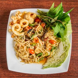 Lao Thai Kitchen - Papaya Salad Lao Style