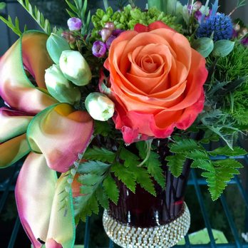 The Curly Willow - Mini bouquet - Florists Near Me - Joplin, Missouri The Curly Willow - Mini bouquet - Florists Near Me - Joplin, Missouri