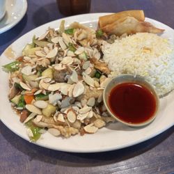 Yu Garden - Almond chicken