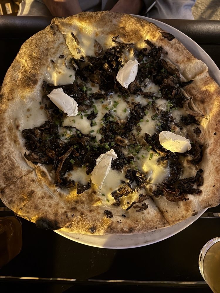 Nina Pizza Napolitaine