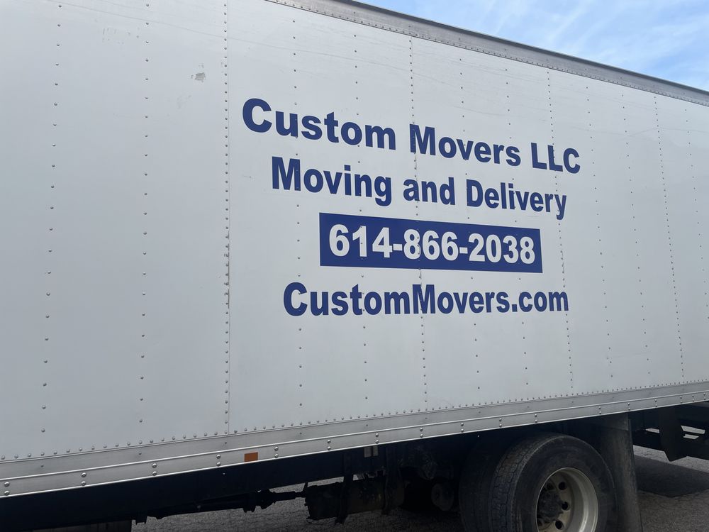 CUSTOM MOVERS LLC