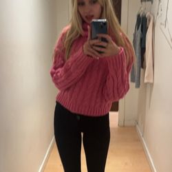Pitaya - Pink sweater