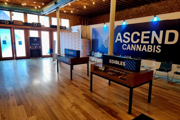 Ascend Cannabis Dispensary - Chicago Logan Square by null