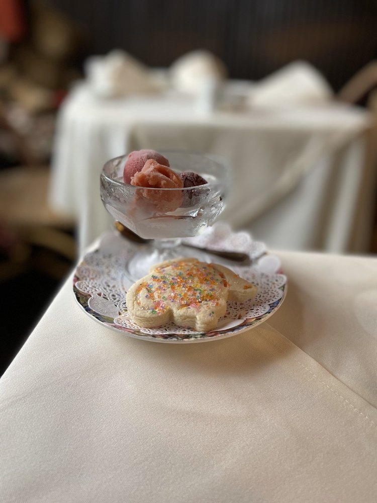 Queen Mary Tea Room, Seattle Roadtrippers