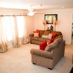 Windsweep Apartments - Wide open living room space